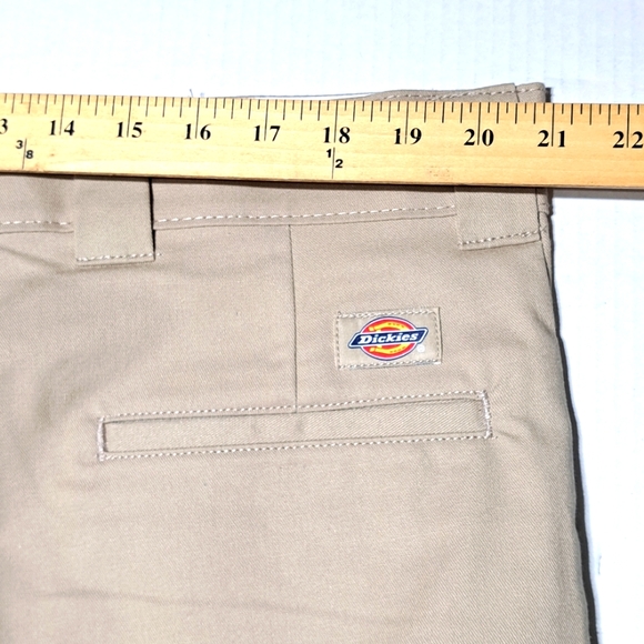 Dickies FLEX Shorts Mens Size 40" Khaki Work Relaxed Fit 5 pockets 11" inseam - Picture 10 of 13